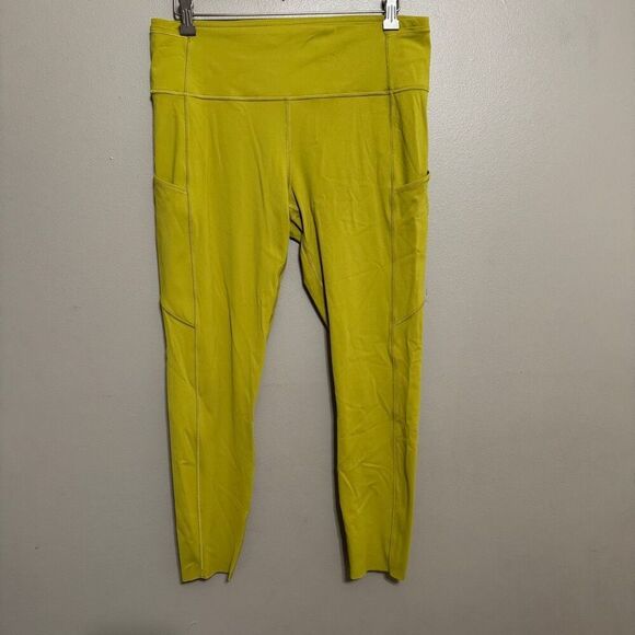 Lululemon Fast and Free Tight II 25" *Non-Reflective Nulux size 12 - Picture 2 of 8